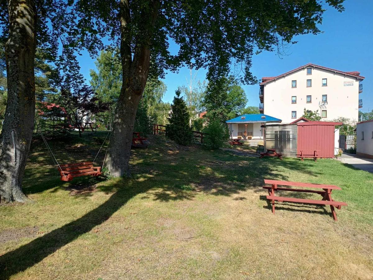 Czerwony Dom Hotell Mielno  Exteriör bild
