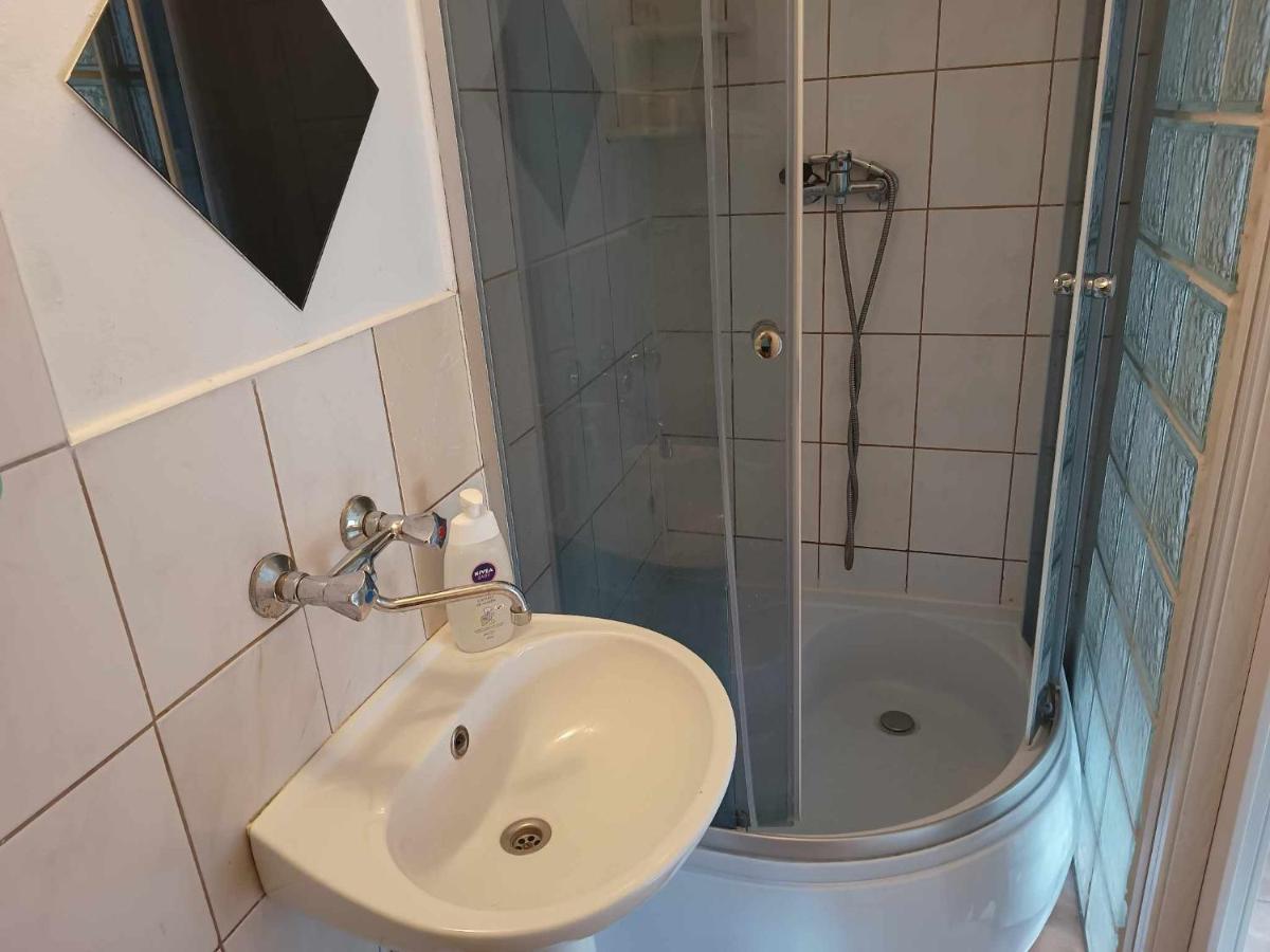 Czerwony Dom Hotell Mielno  Exteriör bild