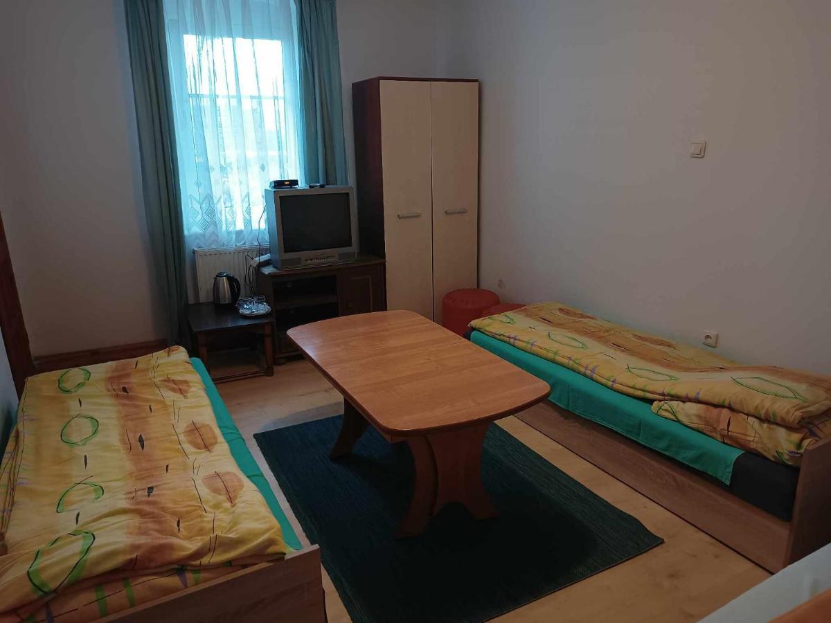 Czerwony Dom Hotell Mielno  Exteriör bild